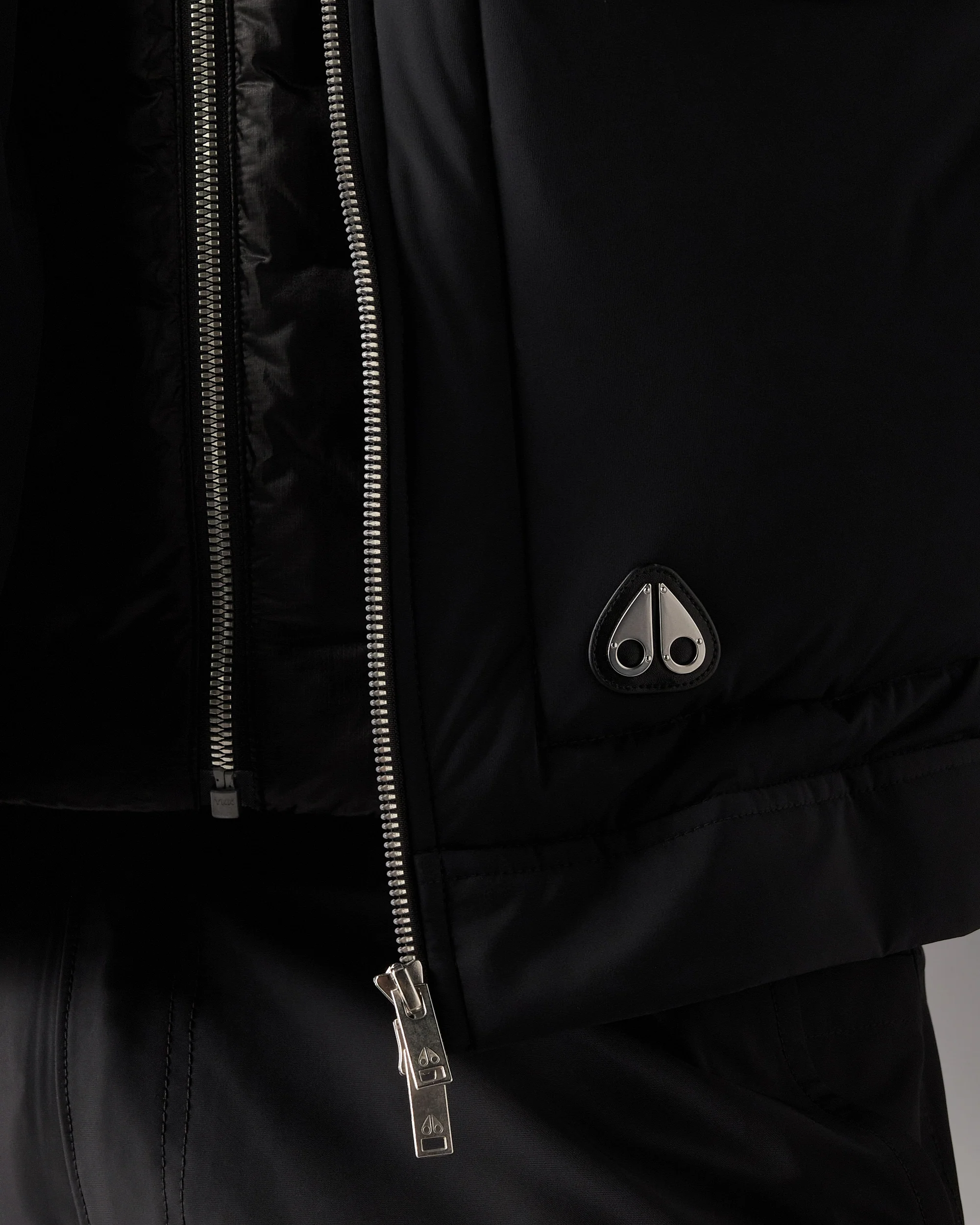 BRIXTON DOWN VEST-BLACK - Image 7