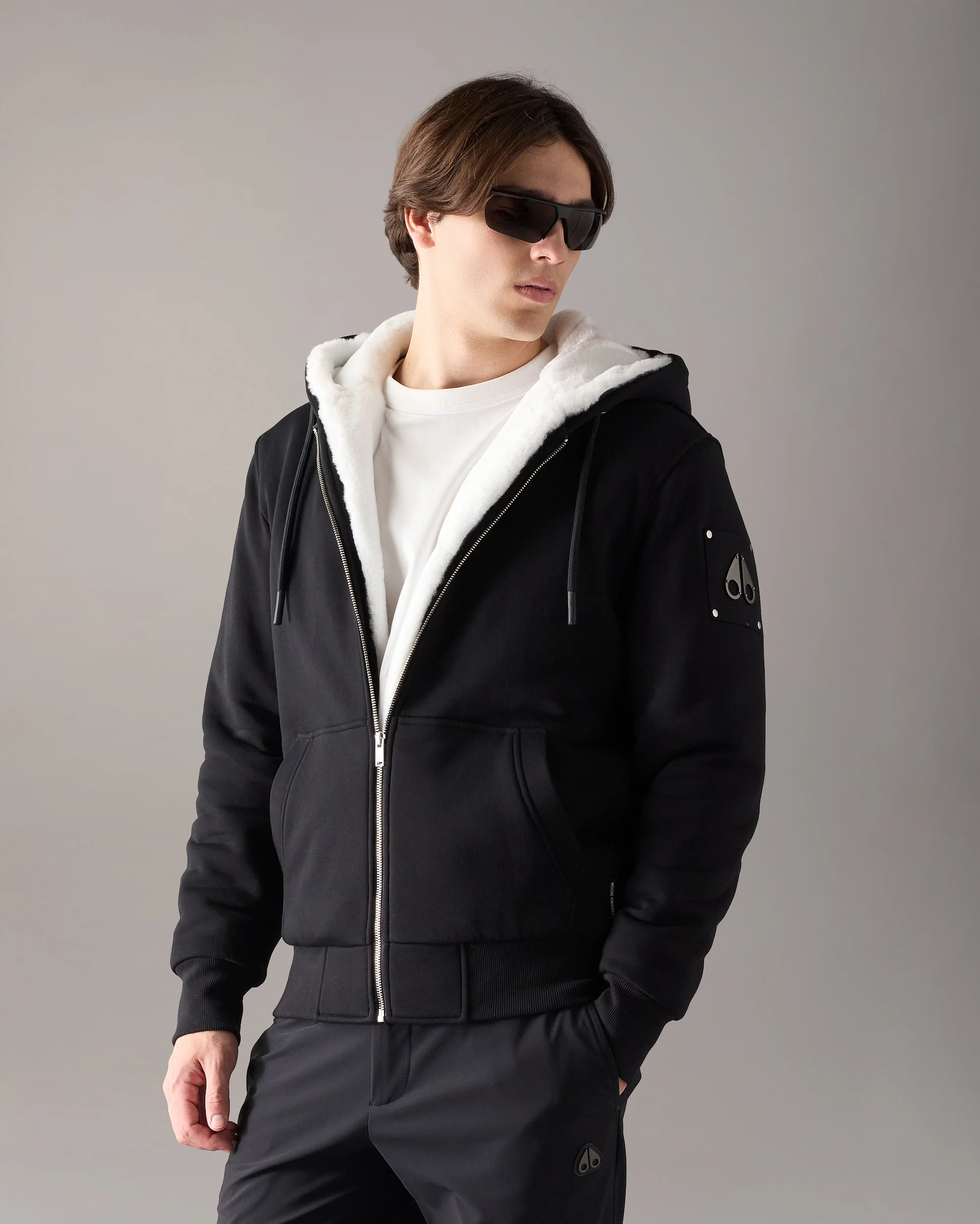 BUNNY CLASSIC HOODIE-BLACK/WHITE - Image 2