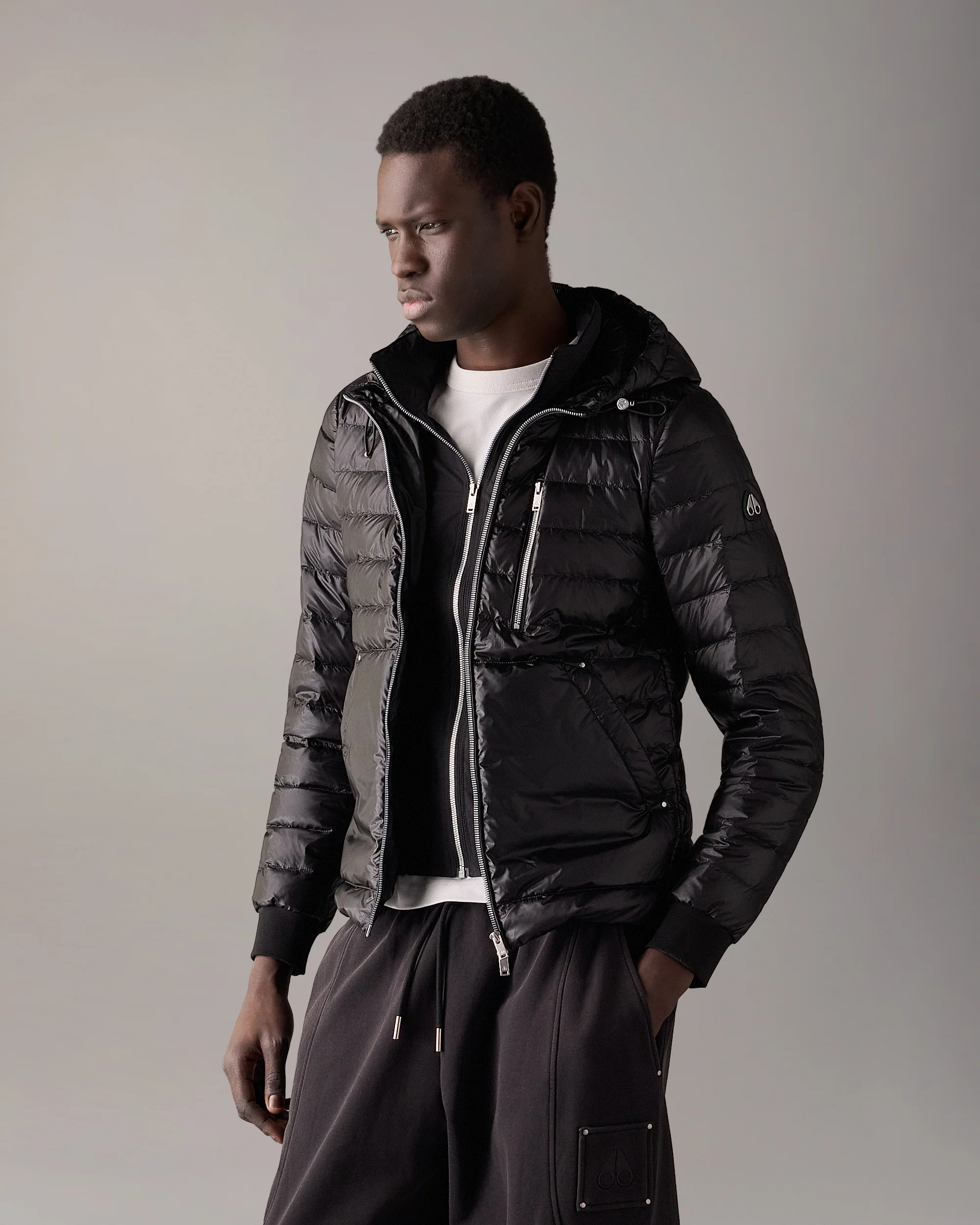 CLOUD WALKER AIR DOWN HOODIE-BLACK - Image 2