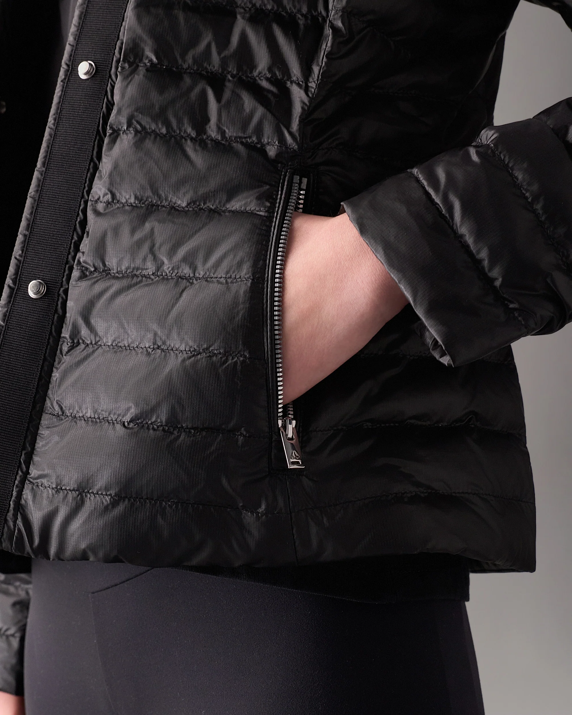 CLOUD WALKER AIR DOWN JACKET-BLACK/BLACK - Image 6