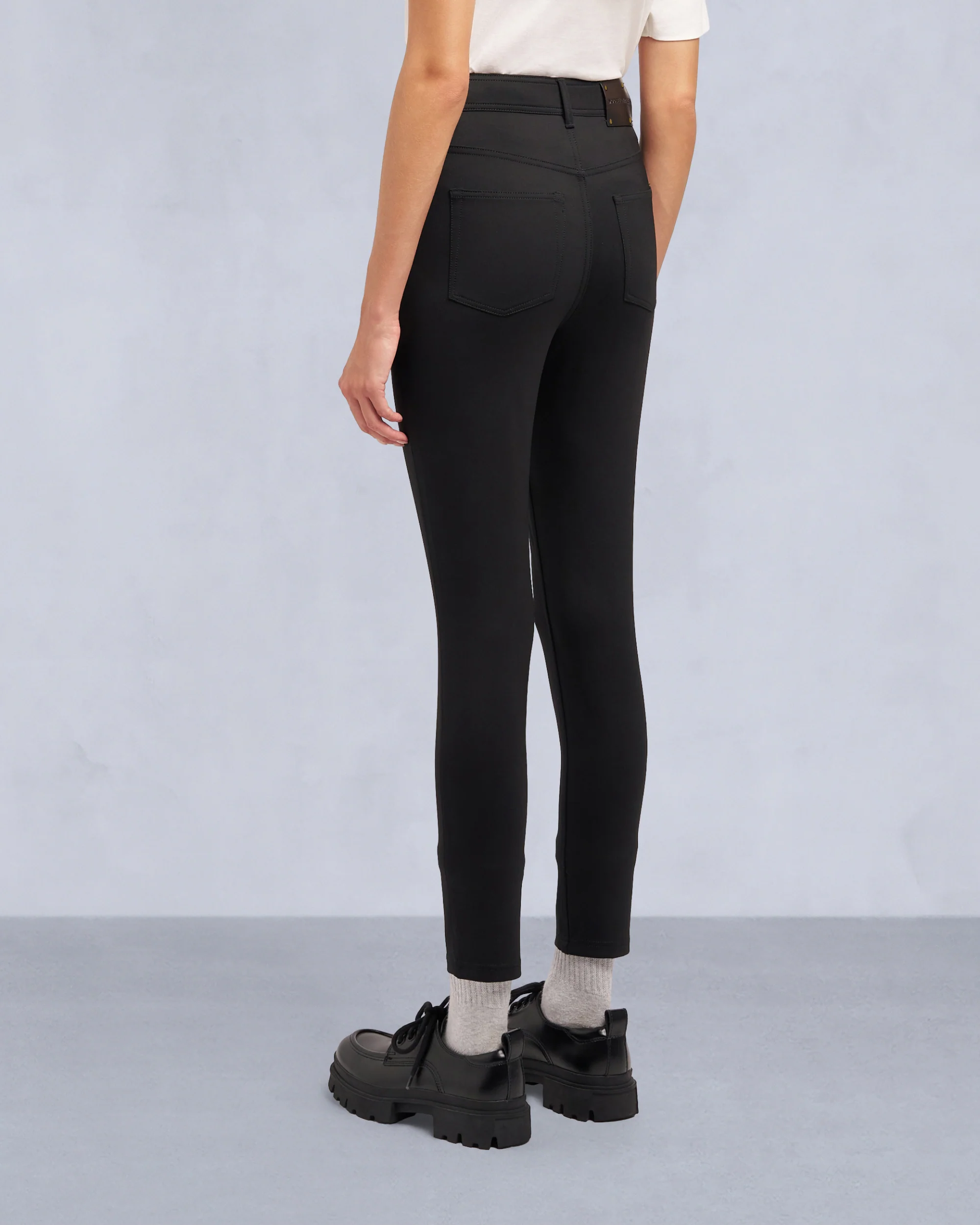 GOLD SERIES JEANETTE PANT-BLACK - Image 3