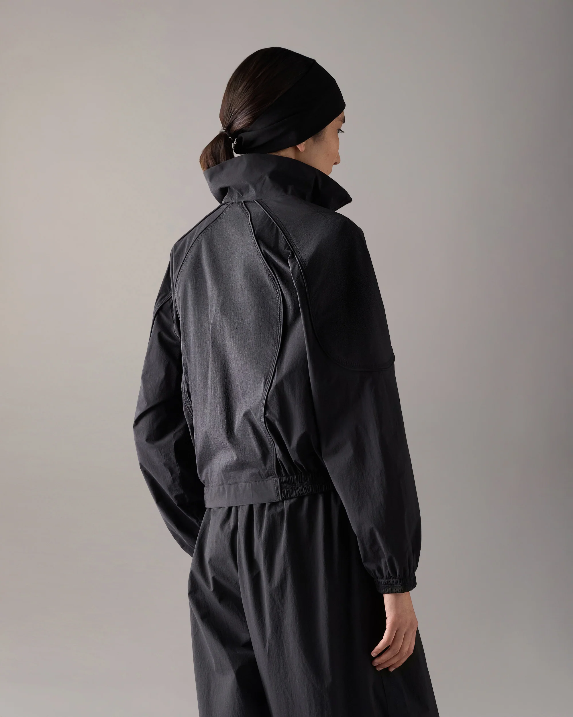 SKYLINE CROPPED JACKET-BLACK - Image 3