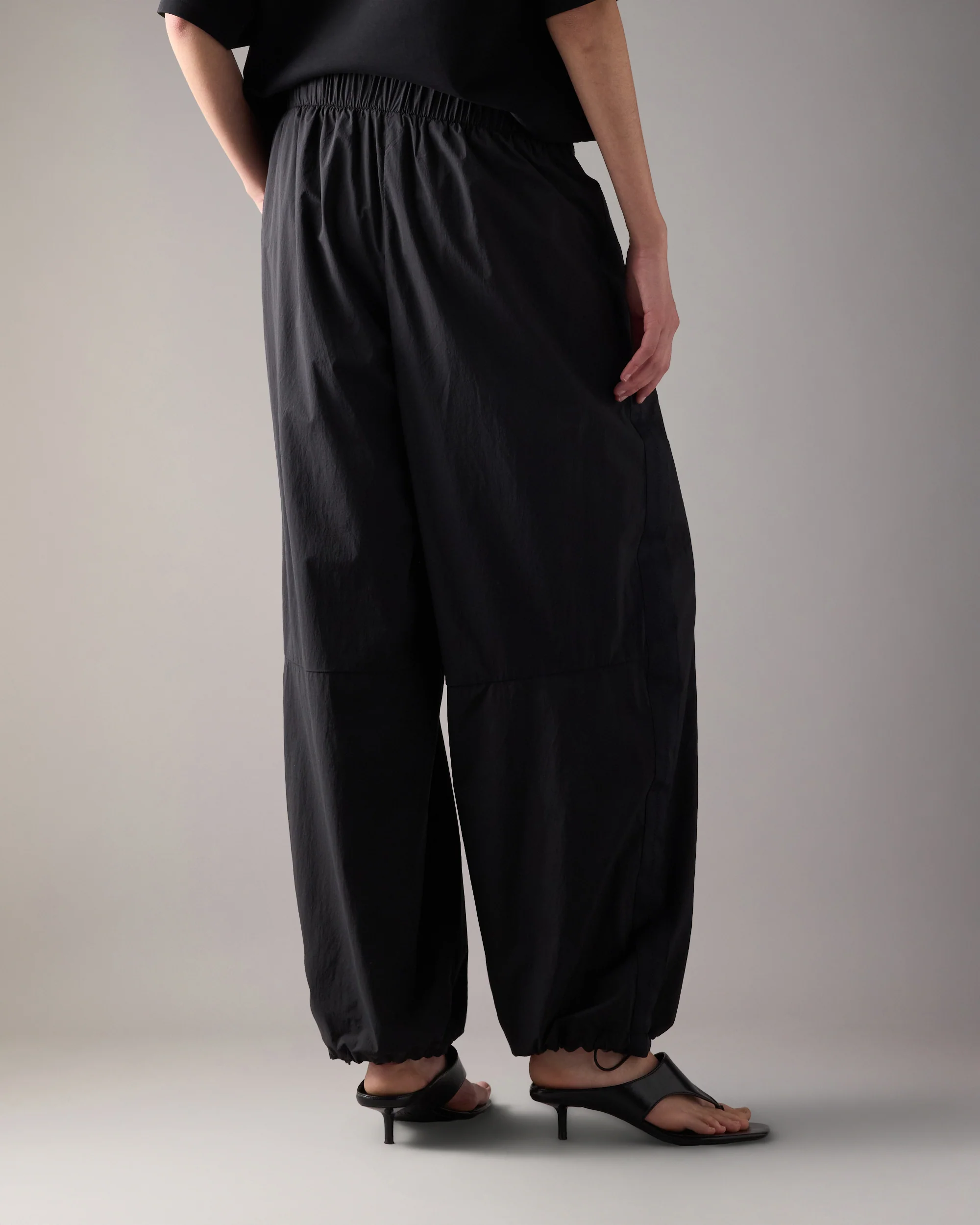 SKYLINE PANTS-BLACK - Image 3