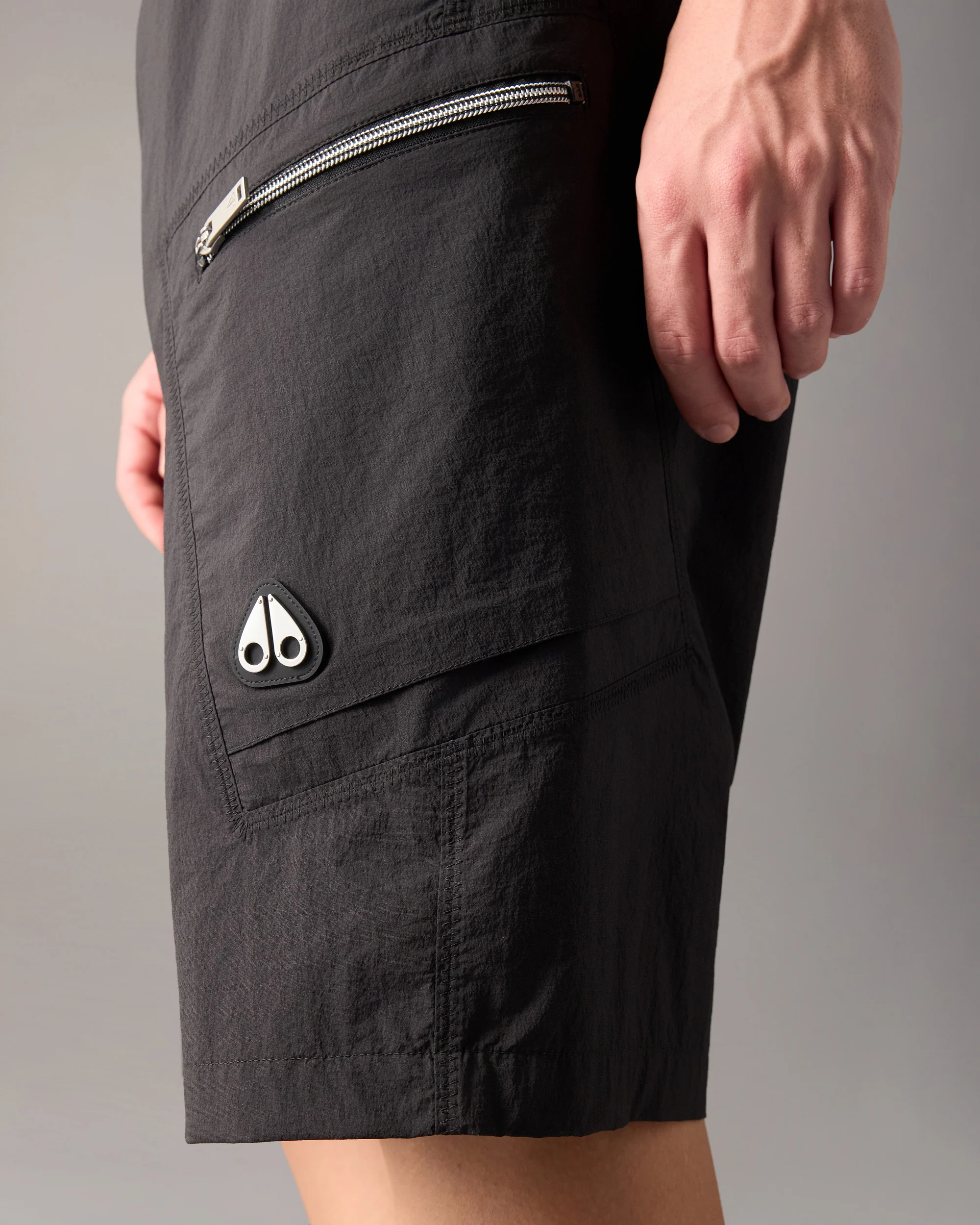 TOP FLIGHT CARGO SHORTS-BLACK - Image 6