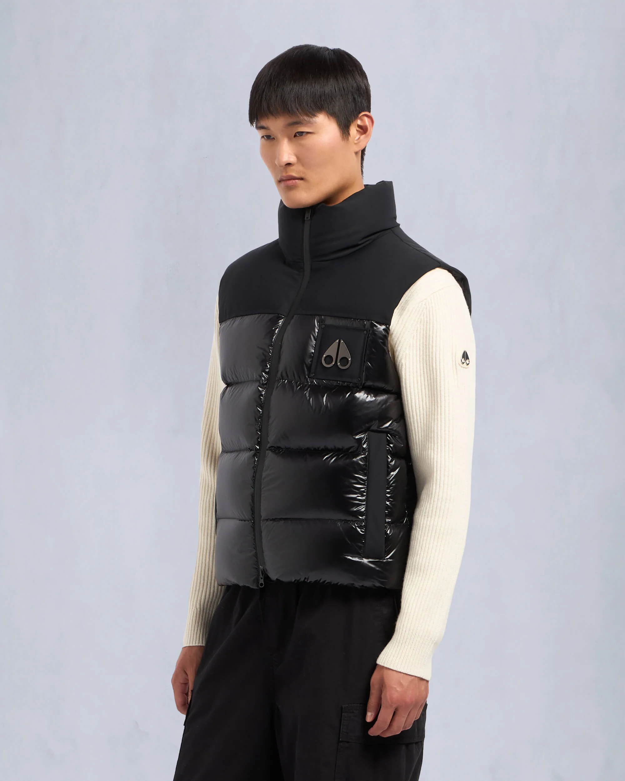 VICTORY PEAK VEST-BLACK - Image 2